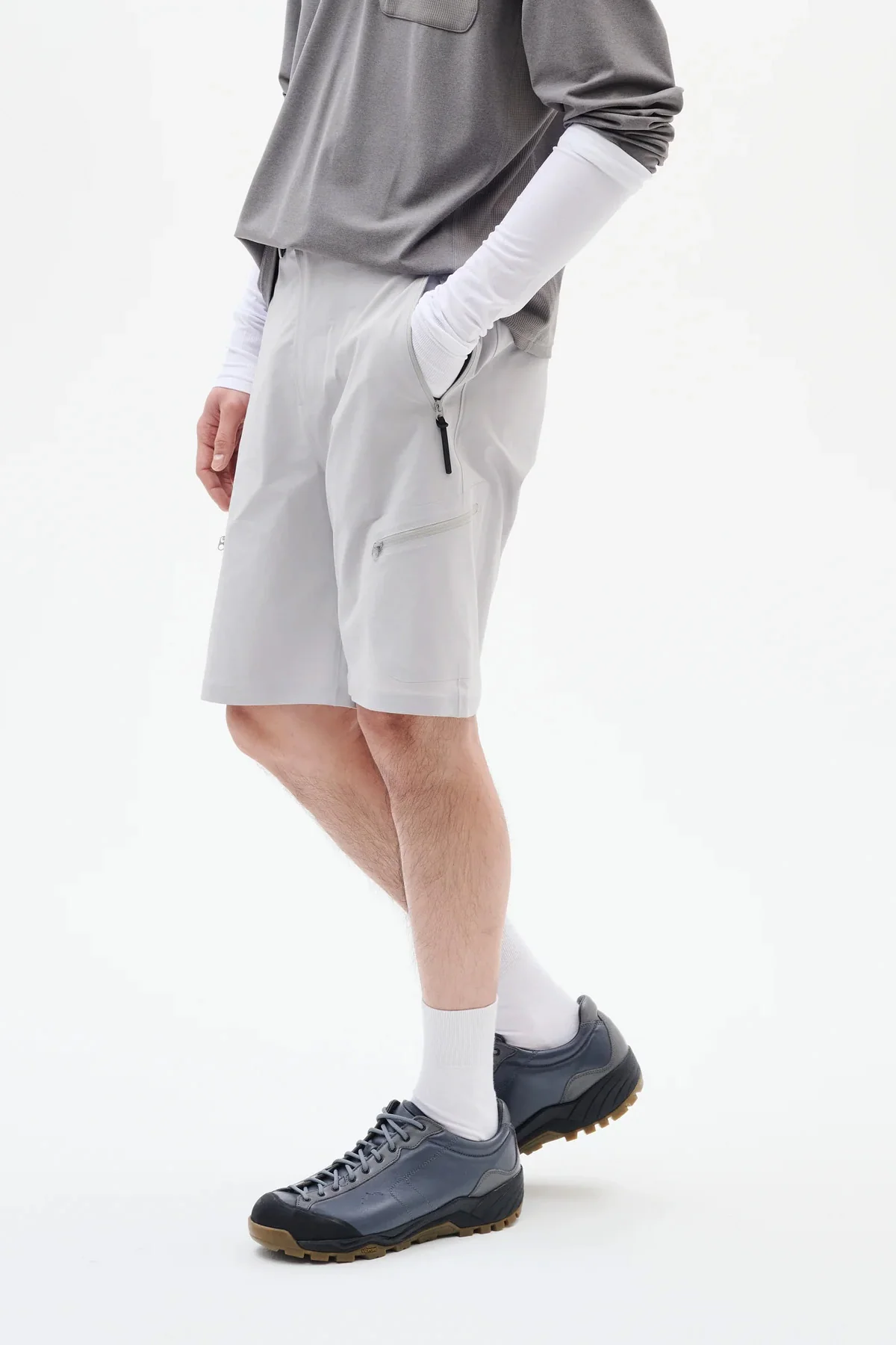 TECHNICAL SHORTS - Image 3