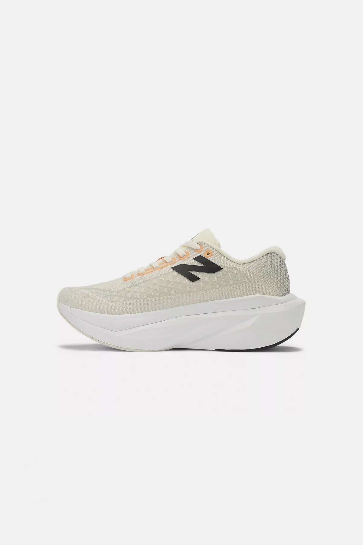 Woman's FuelCell SuperComp Trainer v3 - Image 3