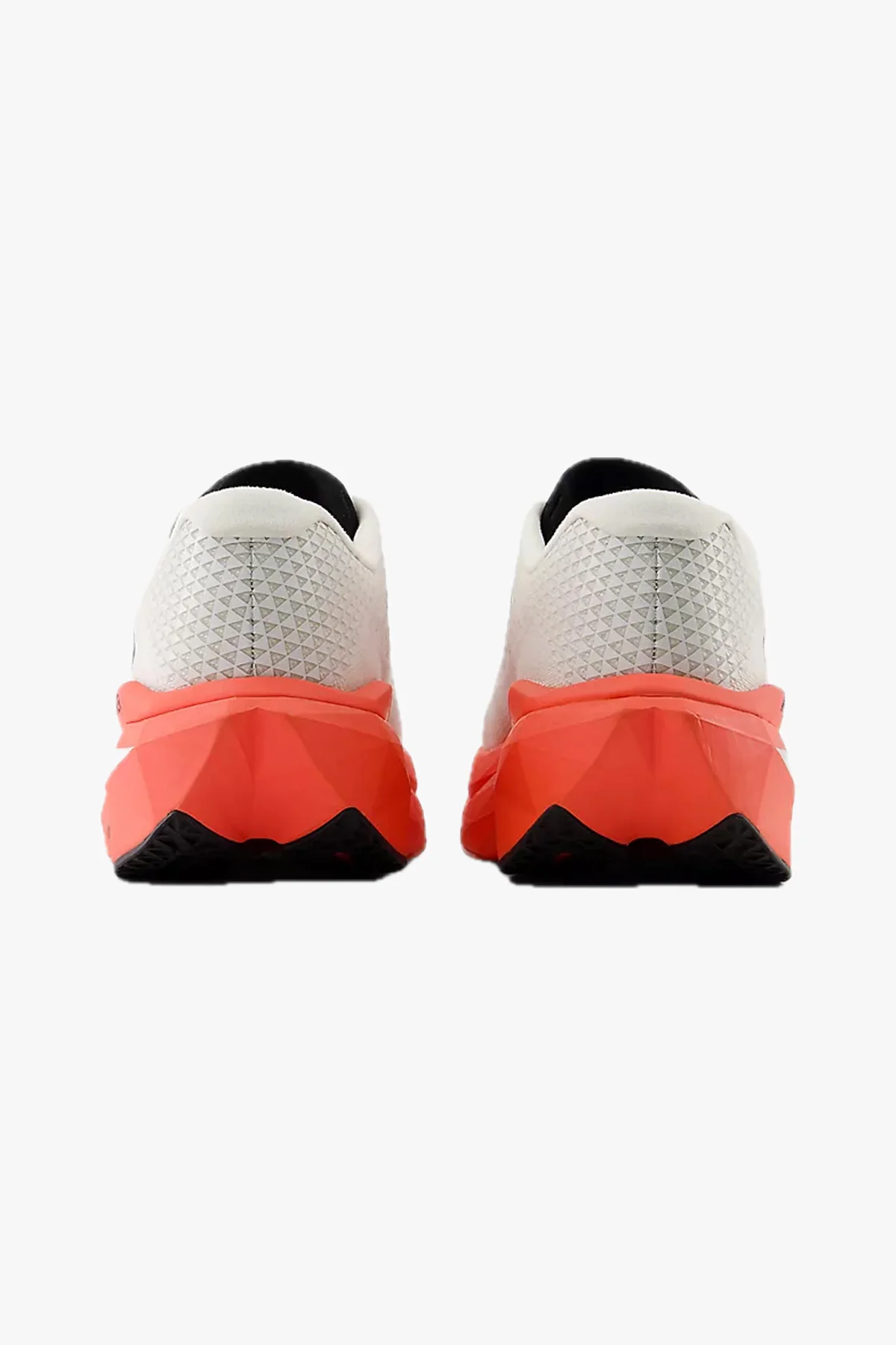 New Balance FuelCell SuperComp Trainer v3 - Image 4