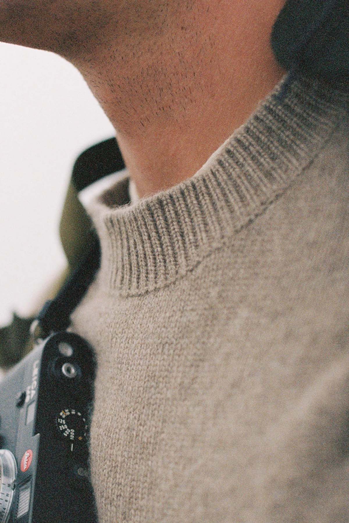 LODGE SWEATER MENS - Image 3