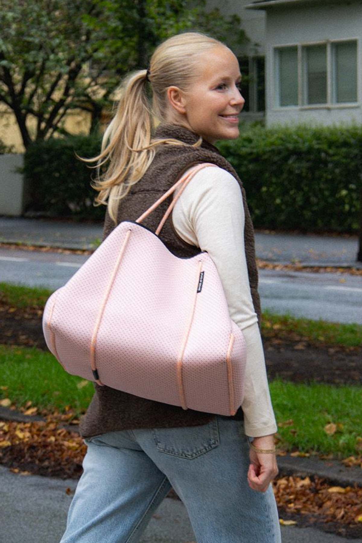 Escape Tote