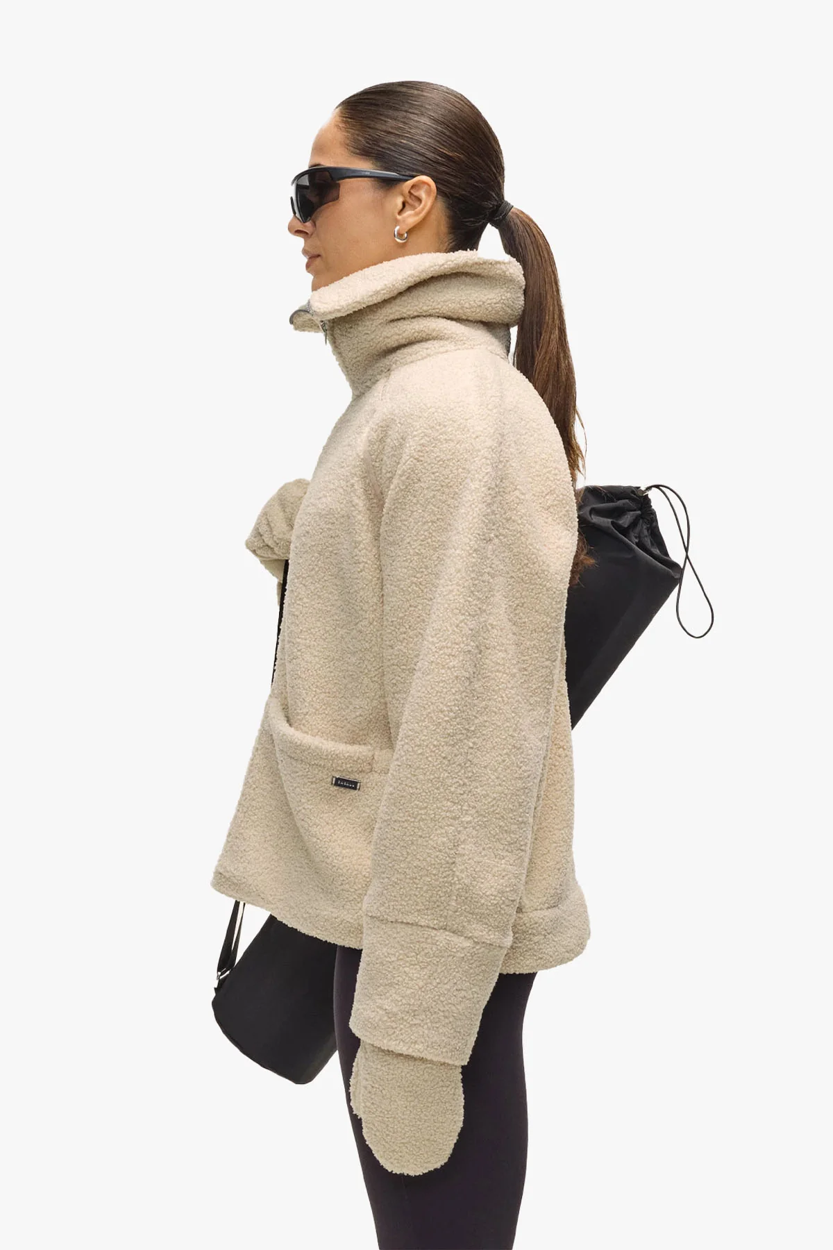 Sherpa Short Zip Jacket - Image 3