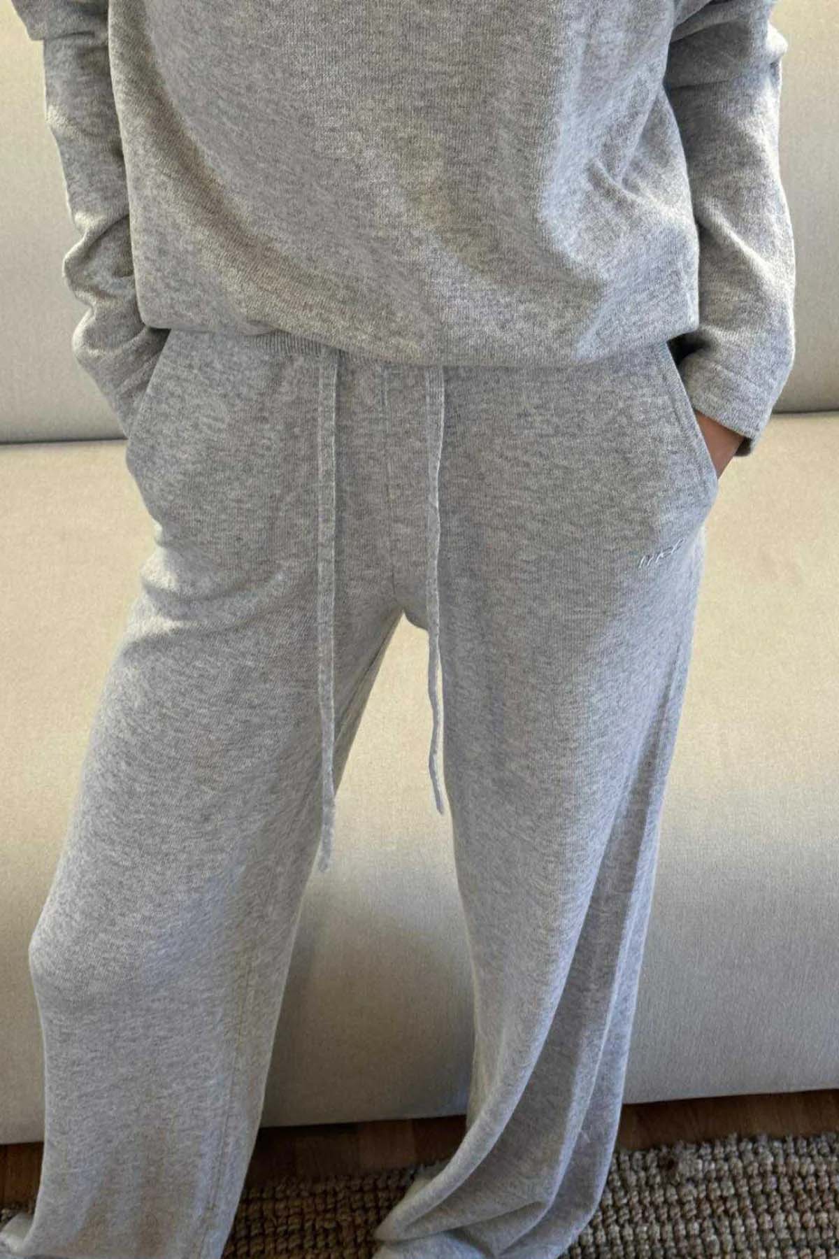 Women's Cashmere pant - Image 4