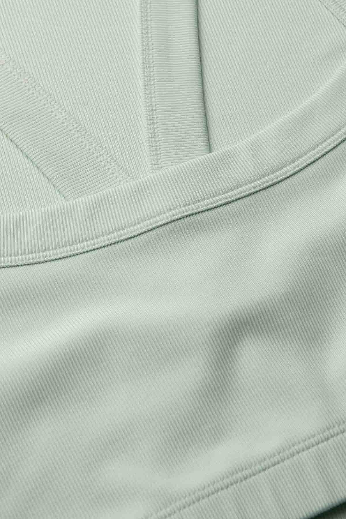 Define rib sports top - Image 3