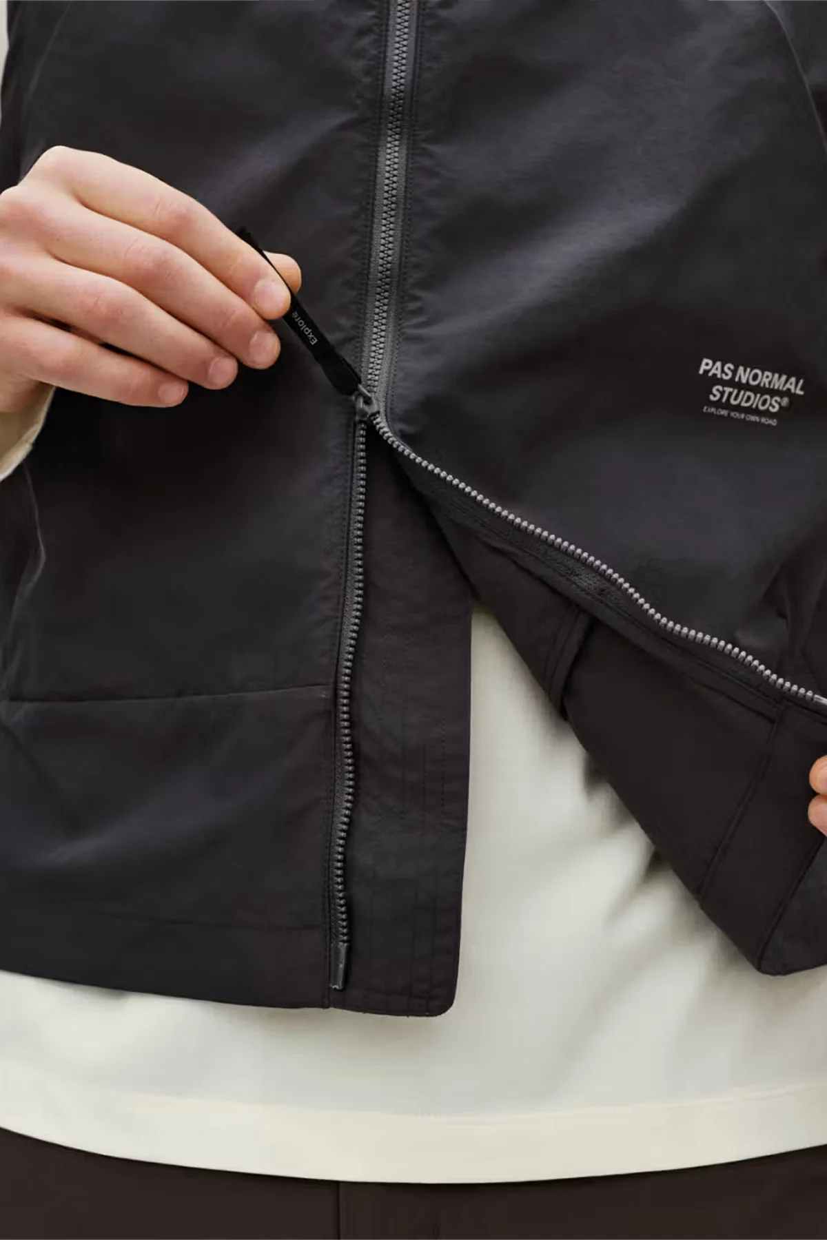 Off-Race Utility Vest - Image 3