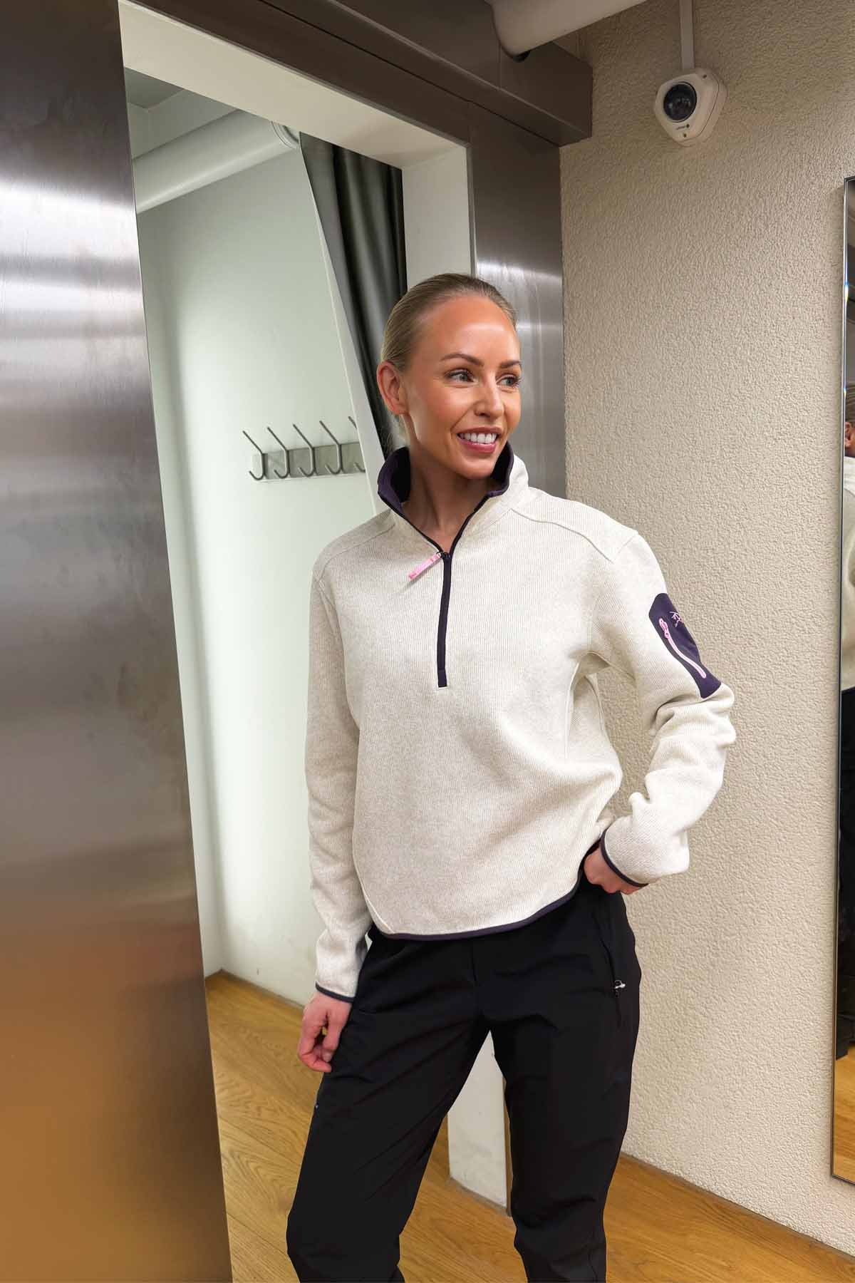 Covert 1/2 Zip Neck W - Image 2