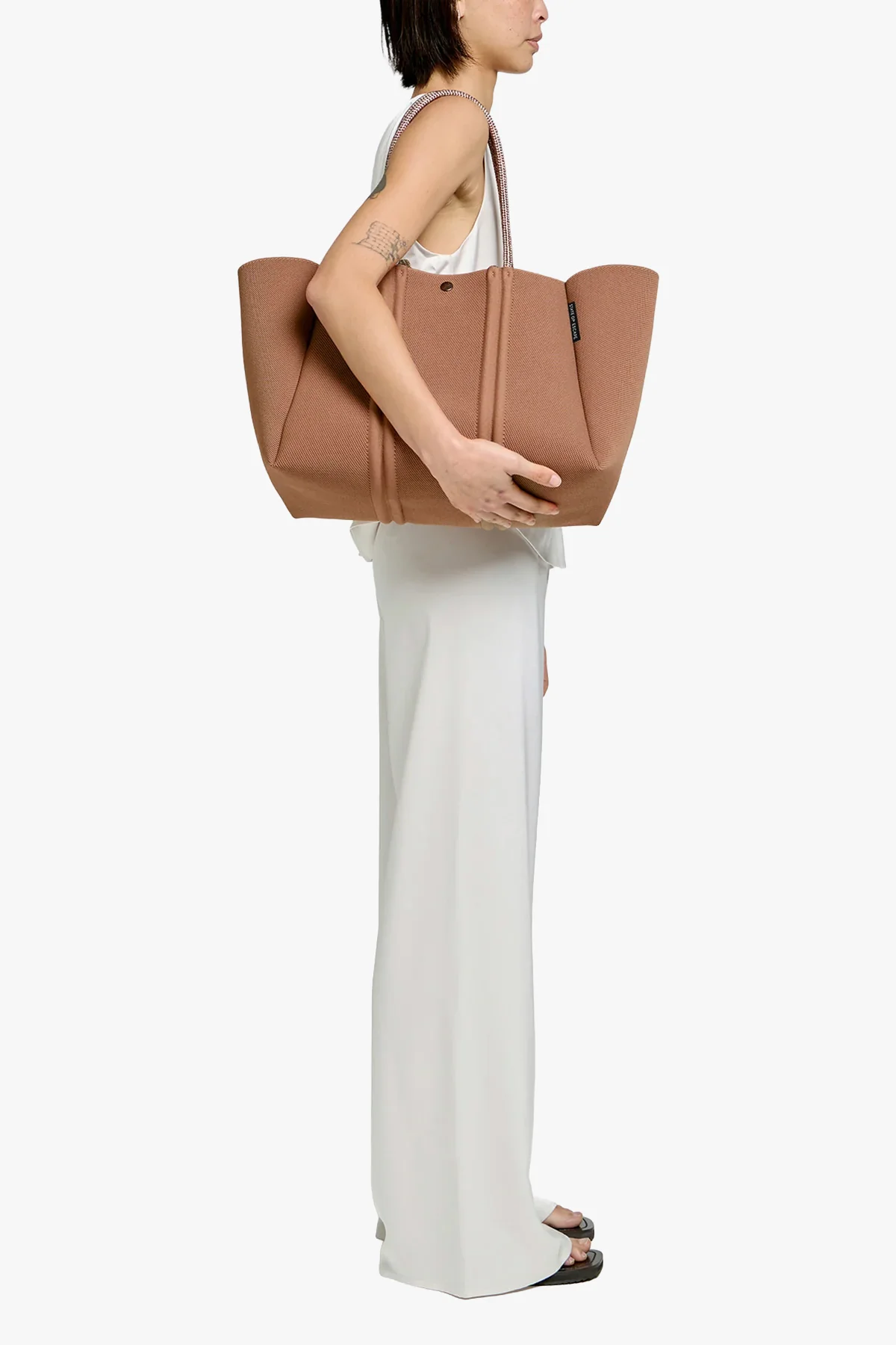 Meridian Large tote Hazelnut - Image 6