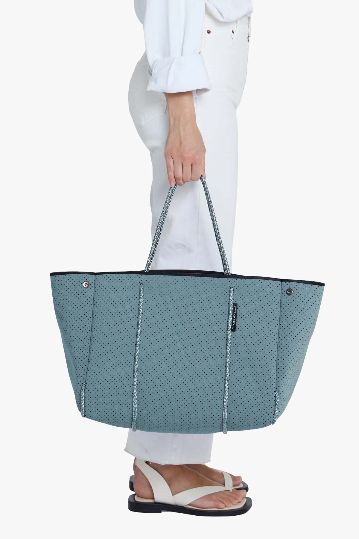 Escape Tote Chambray - Image 2