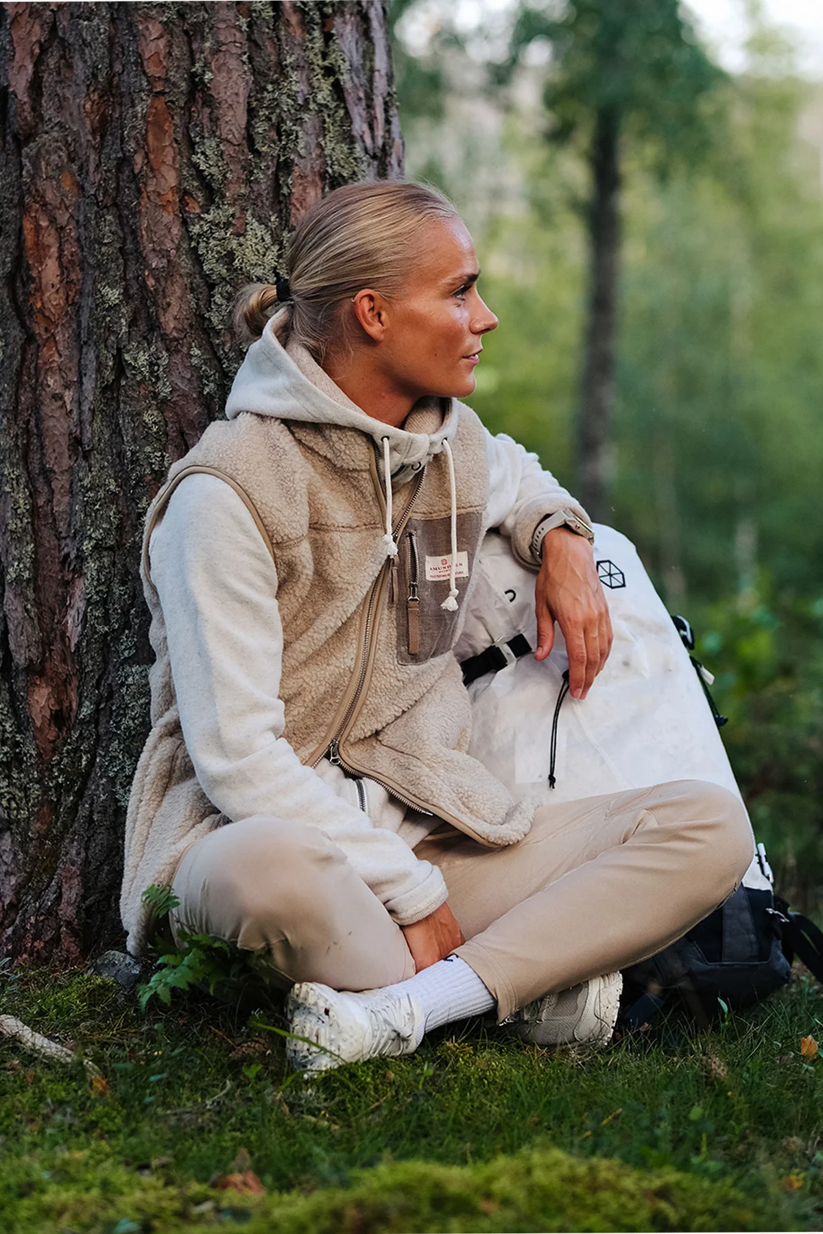 Women's Heroes Wool Fleece Vest - Image 2